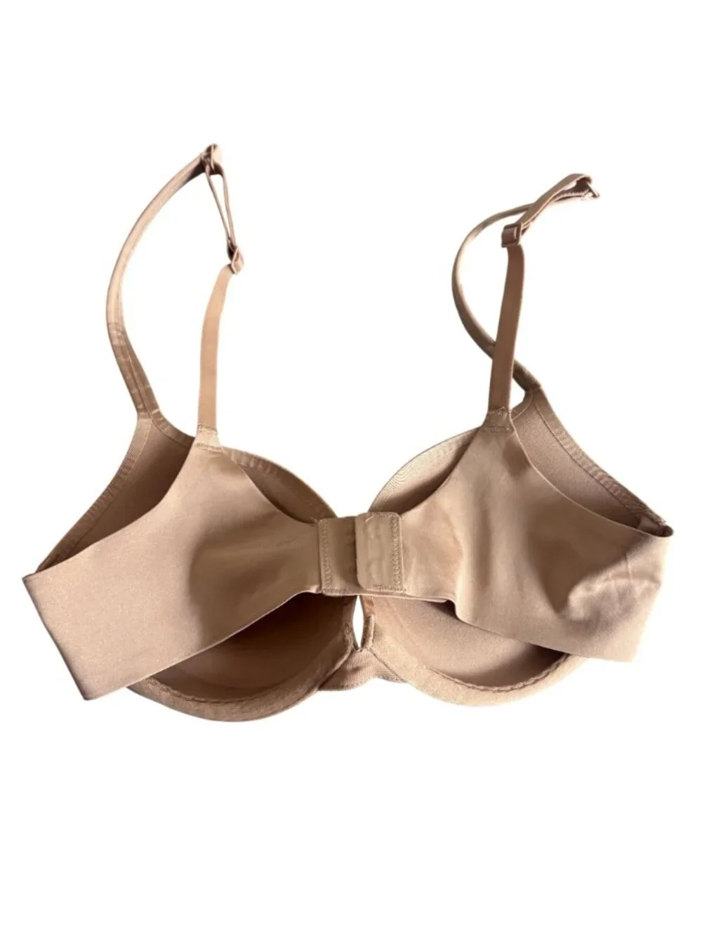 SKIMS Ultimate Bra Nipple Push Up Plunge Bra in Clay - Picture 2 of 3